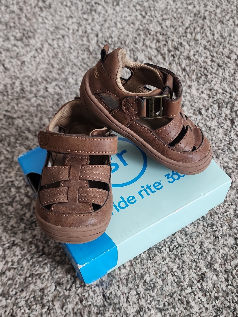 Stride Rite Brown Leather Fisherman Sandals for Kids 4M